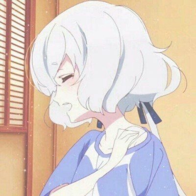 女生被男生偷拍致抑郁学校建议转学